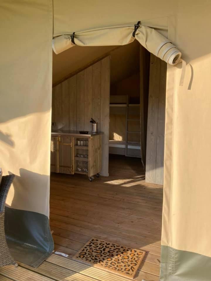 Camping De Peelweide Grashoek Szoba fotó