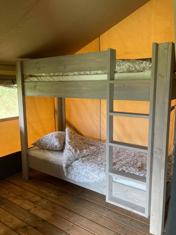 Camping De Peelweide Grashoek Szoba fotó
